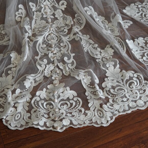 Allure Bridals – Wedding Gown/Dress (Everything But The Groom) - Picture 11 of 13